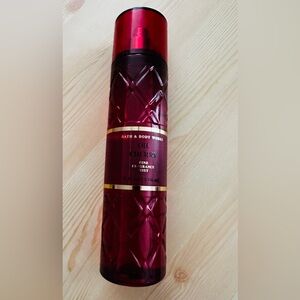 Bath & Body Works Oh Cherry Fine Fragrance Mist - Deep Red with Gold Accents